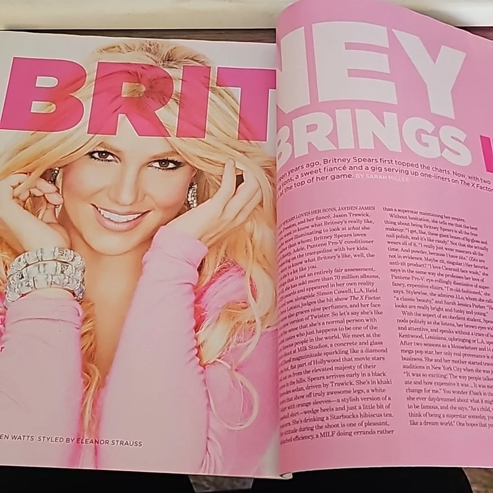 Britney Spears Lucky Magazine Dec 2012 - Picture 3 of 4